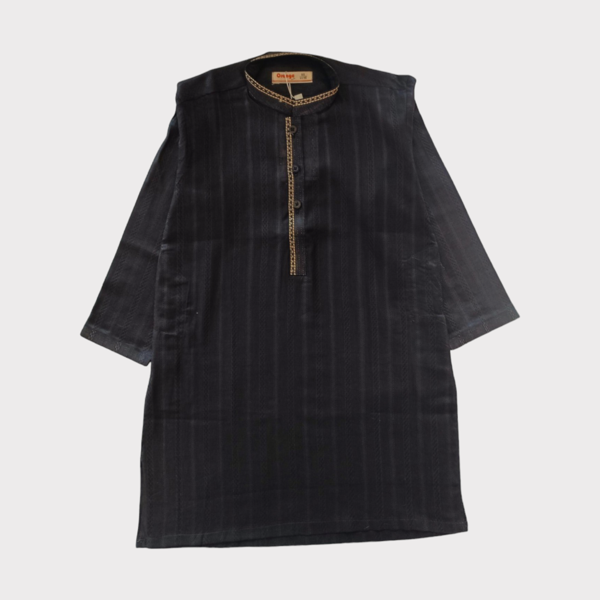 BLACK EMBROIDERED KURTA