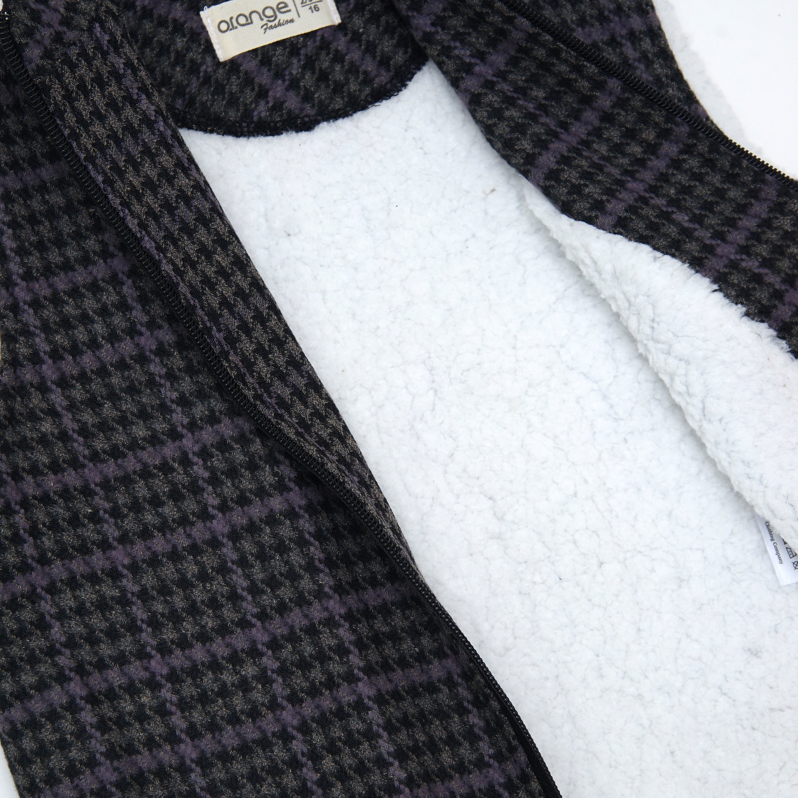 ORANGE SLEEVELESS FUR JACKET