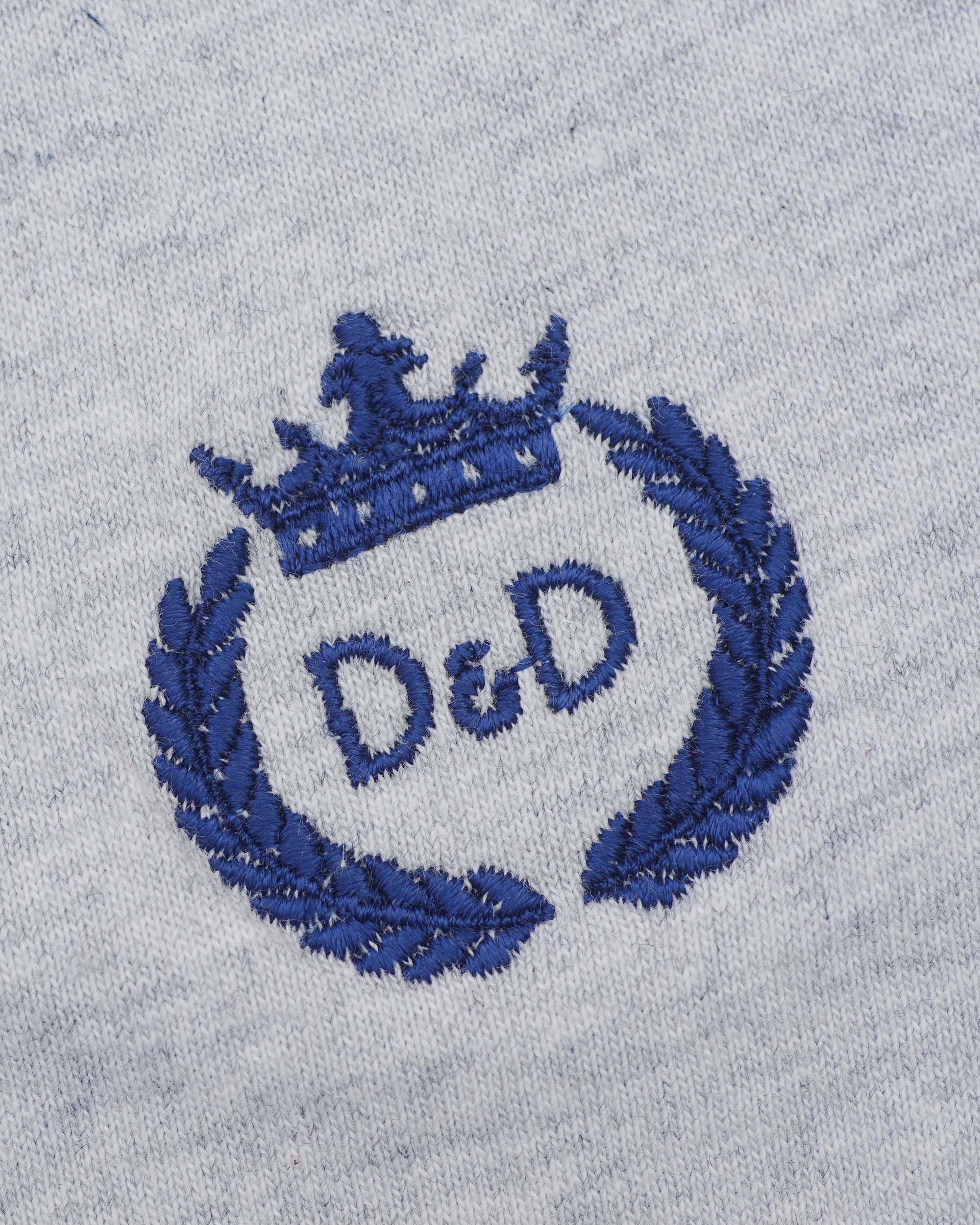 EMBROIDERED BATCH SHORT