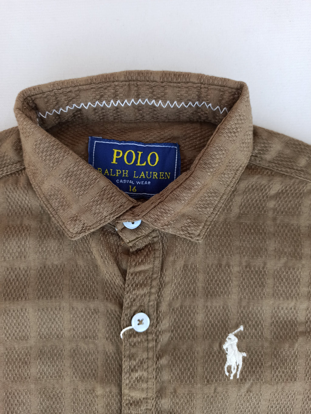 پولو اسٹائلش بکس زیتون کی سبز قمیض