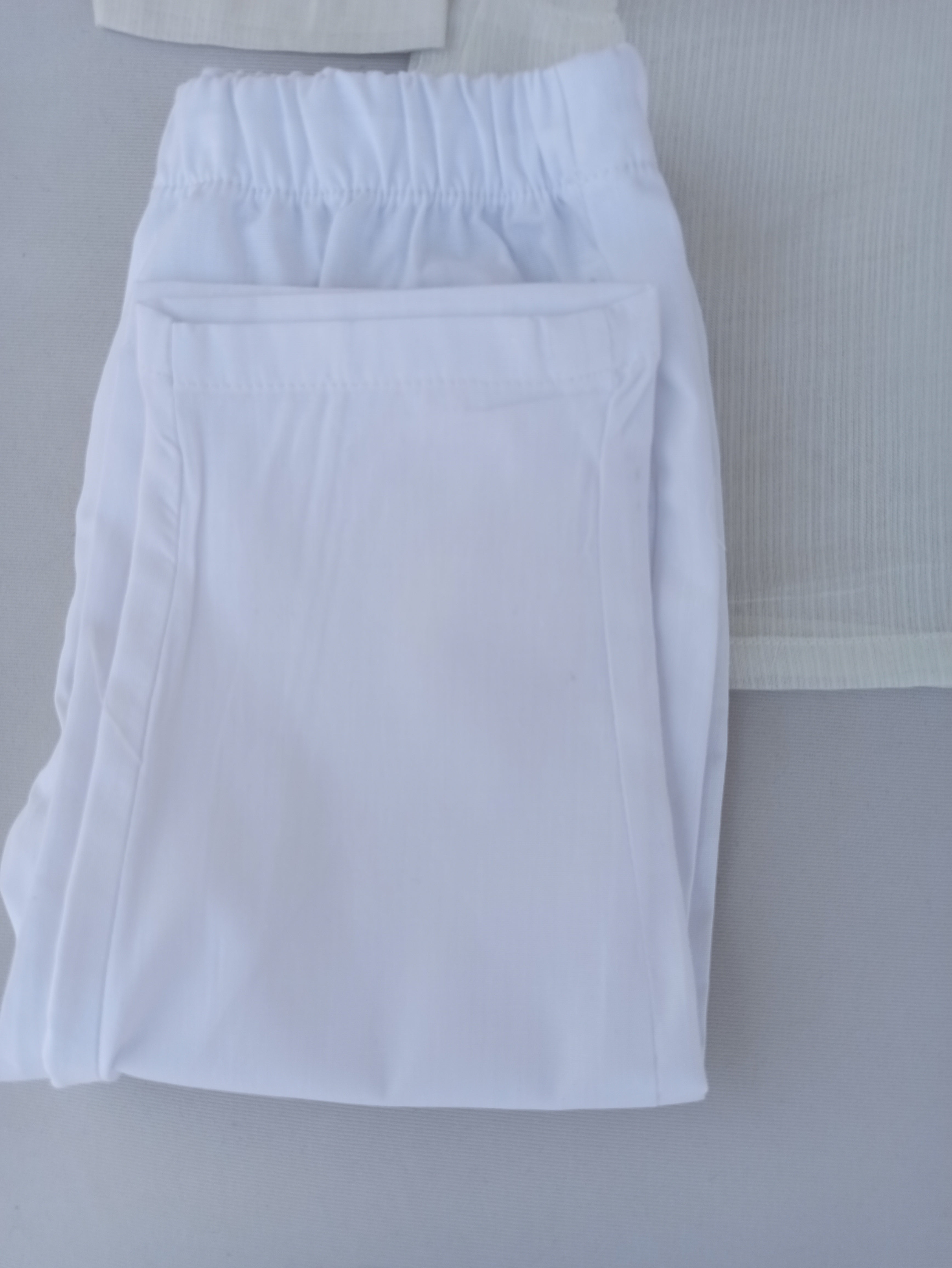 MINNIE CRAFT WHITE EMBROIDERED KURTA & TROUSER