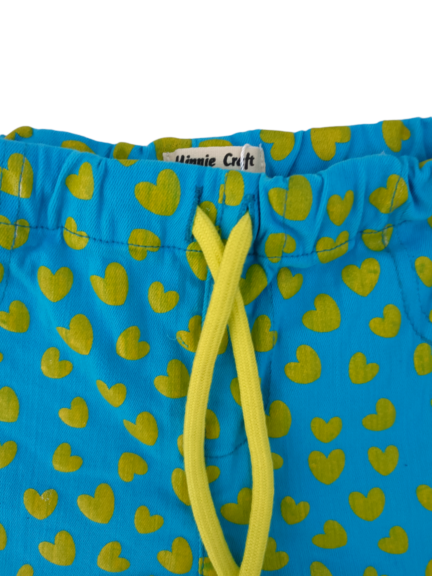 MINNIE CRAFT HEARTS GRAPHIC SHORT
