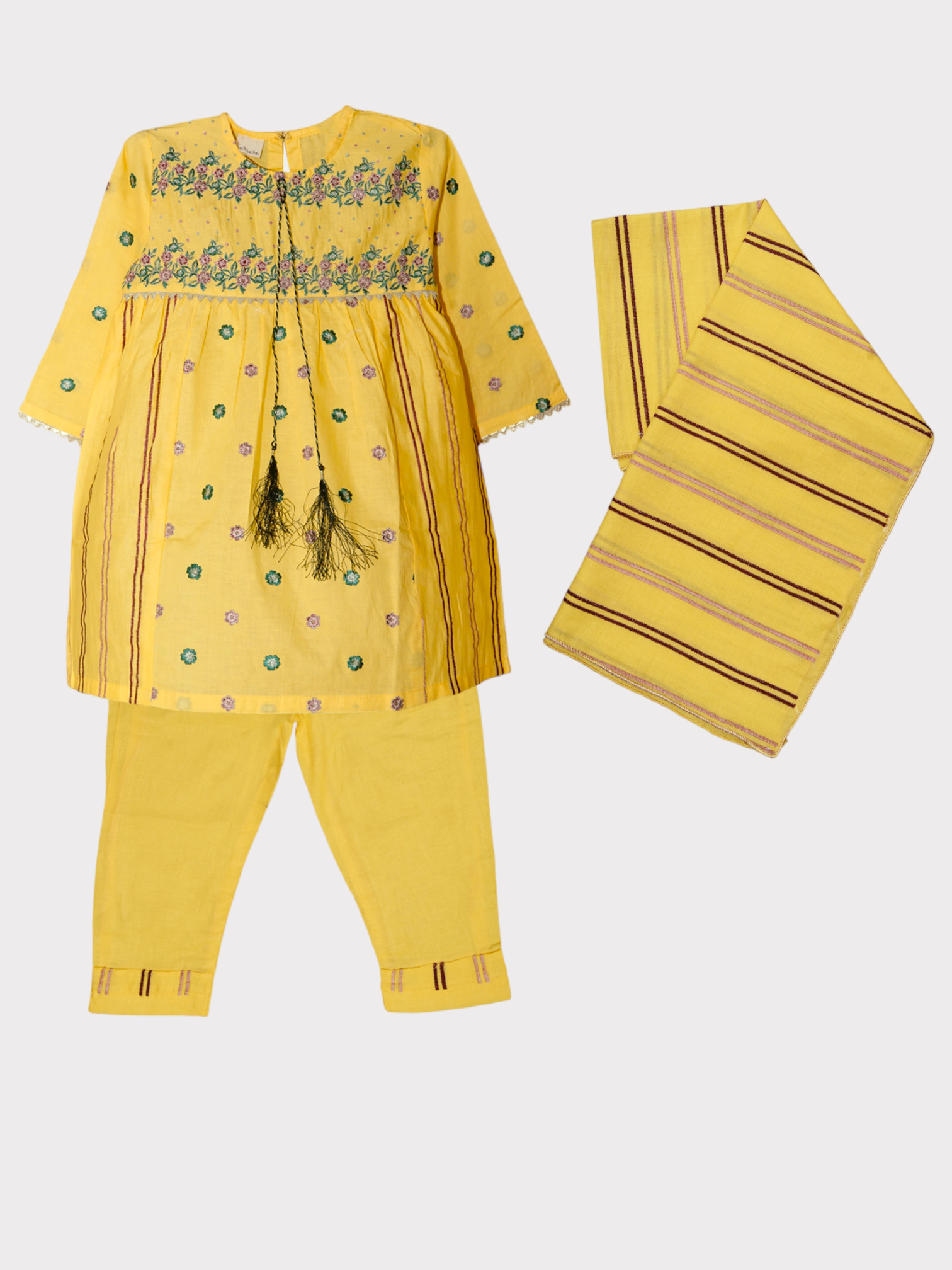 EMBROIDERE 3 PIECE SUIT